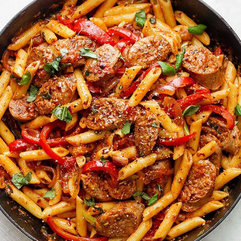 PENNE SALSICCIA E PEPERONI TRAY