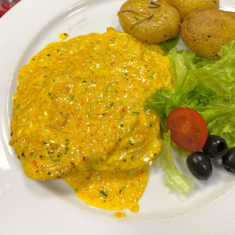 CHICKEN WITH MIX VEGETABLES SAUCE PLATTER